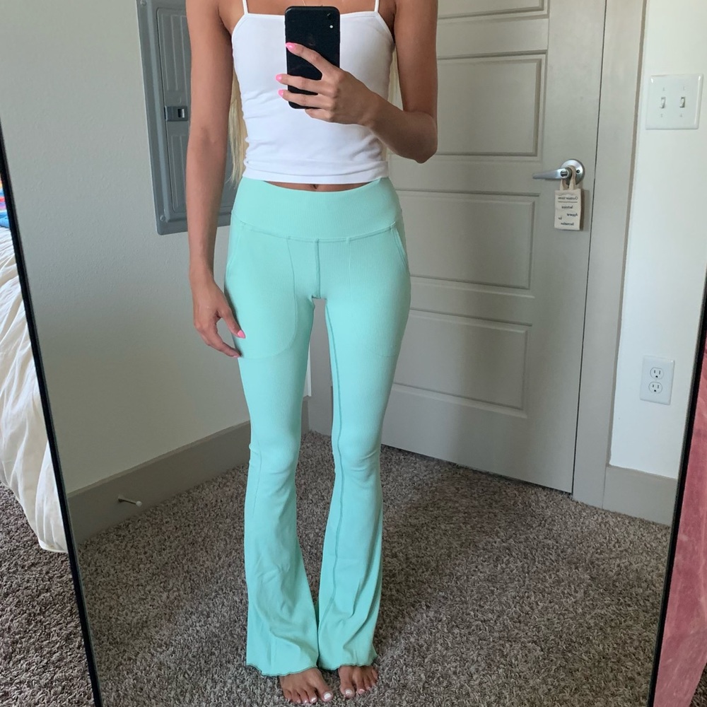 Outdoor Voices Patina Seafoam Superform Rib Kick Flare High Rise Pants